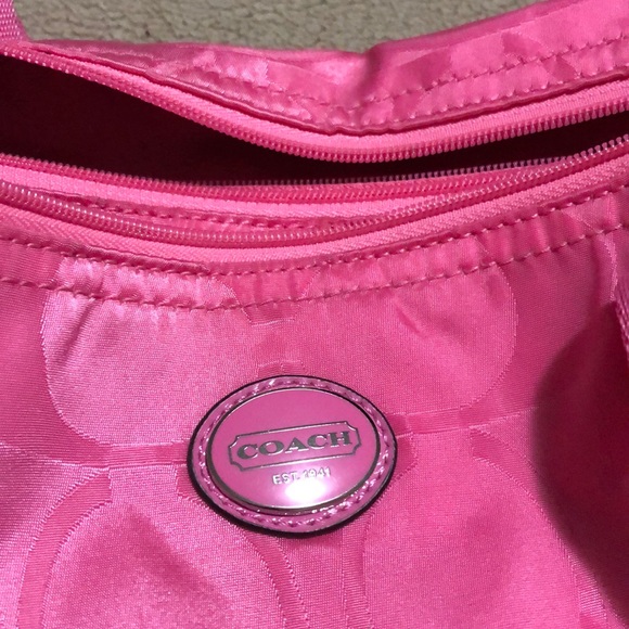 Coach weekender bag in pink - Picture 4 of 6